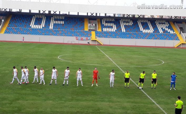 Yeni stadın açılışında Ofspor Alemdağspor ile berabere kaldı