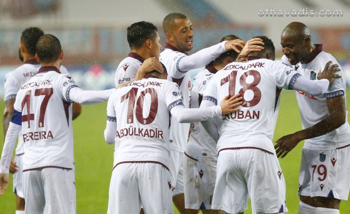 Trabzonspor Erzurumspor’u yendi nefes aldı