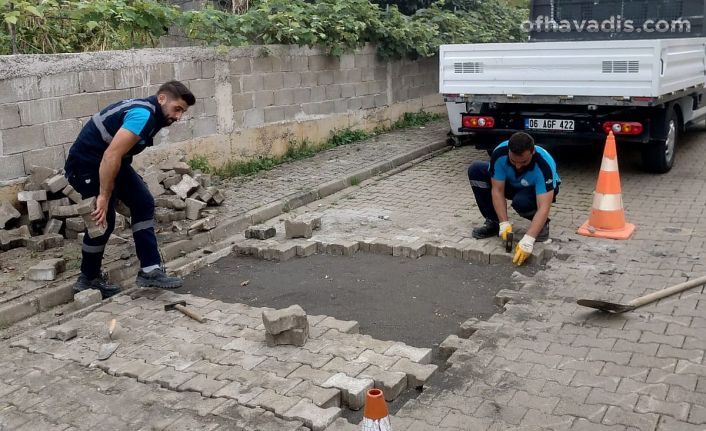 Trabzon Büyükşehir bozulan yolları onarıyor