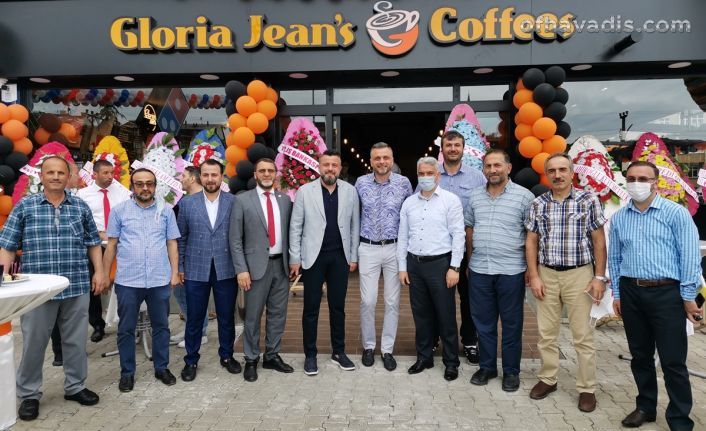 Domino’s ve Gloria Jean’s Coffees hizmete açıldı