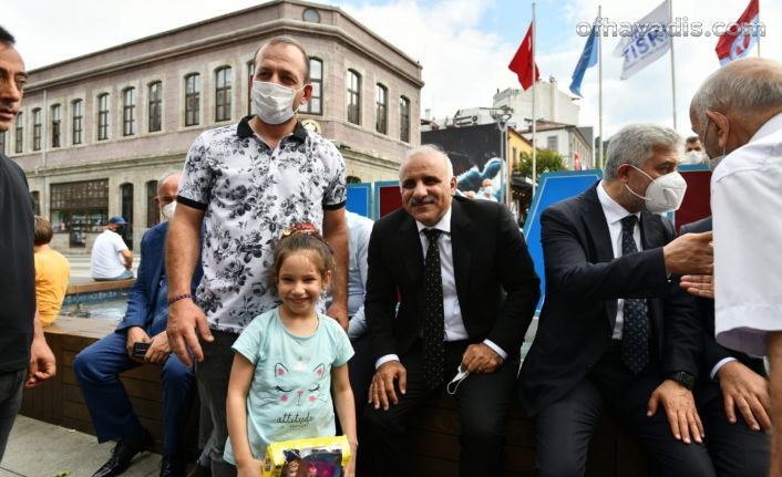Başkan Zorluoğlu ve AK Partili vekiller Trabzonlularla bayramlaştı