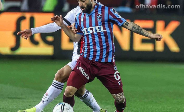 Trabzonspor Beşiktaş’ı elinden kaçırdı