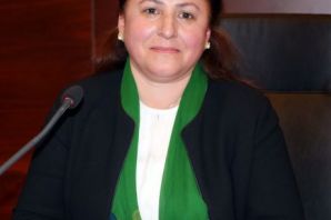 Büyükşehir Meclisini Kadın Başkan yönetti 