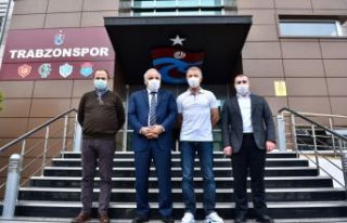 Başkan Zorluoğlu’ndan Trabzonspor’a moral ziyareti