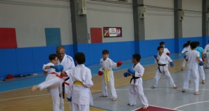 Erzurumlu karateciler Oflu karatecilerle antreman yaptı