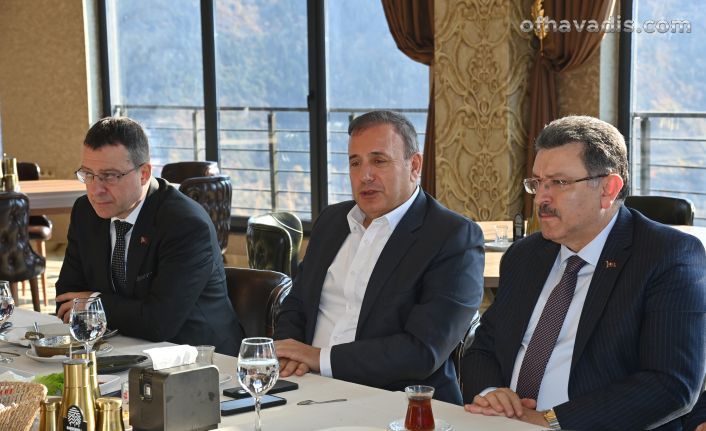 Bacasız sanayiye hep beraber sahip çıkmalıyız