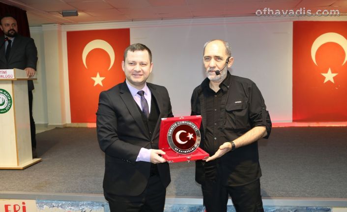 Ahmet Sula’dan Oflu öğrencilere etkili konferans