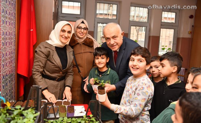 Göçmen çocuklara anlamlı destek