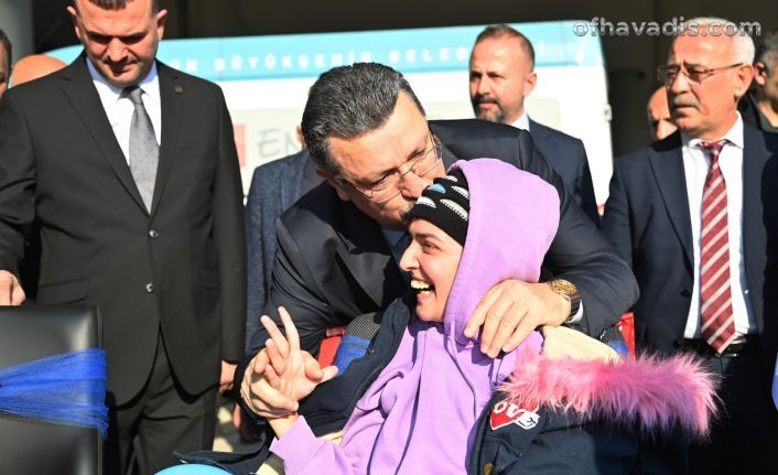 Büyükşehir binlerce vatandaşa dokundu