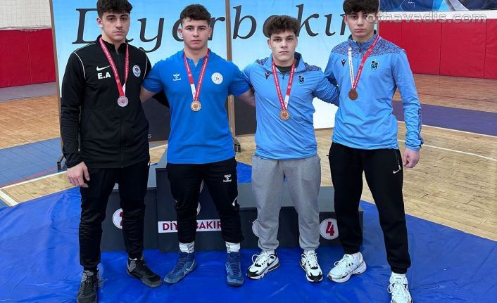 Büyükşehirin sporcuları Diyarbakır’da gururlandırdı