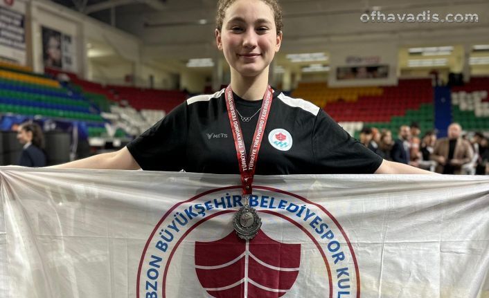 Elif Rana Yılmaz Türkiye ikincisi oldu