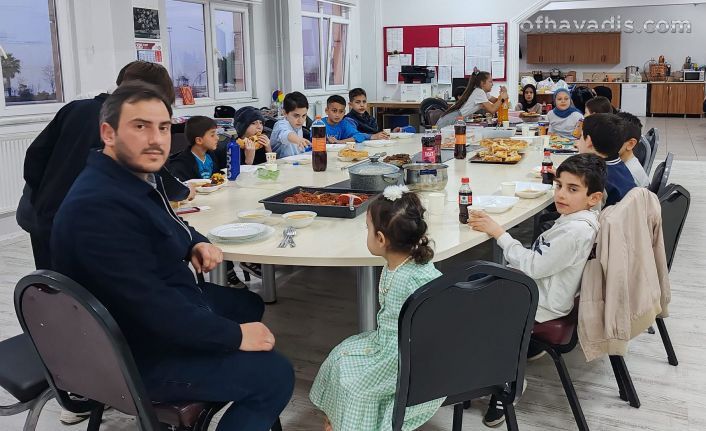 Ali Yeşilyurt İHO 5/C öğrencileri iftarda buluştu