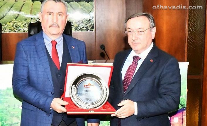 Çaykur 2024 yılının başarılı müdürlerini ödüllendirdi