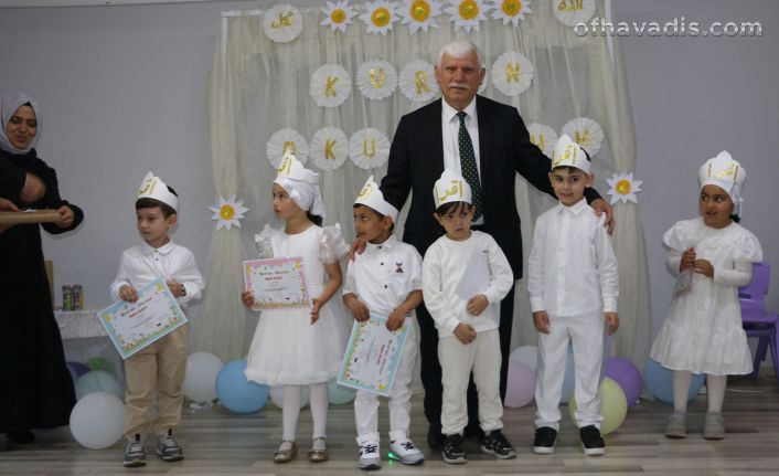 Gürpınar İlkokulu anasınıfı öğrencilerinden Kuran Okuyorum etkinliği