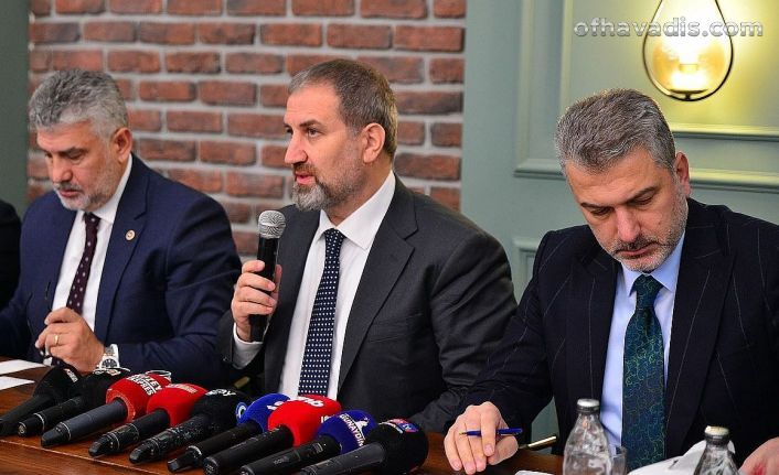 Herkes masa başı iş arıyor