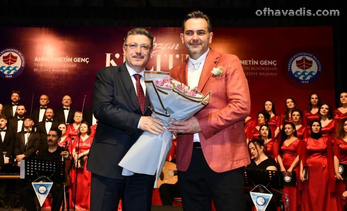 Türk müziği şöleni sanatseverleri büyüledi