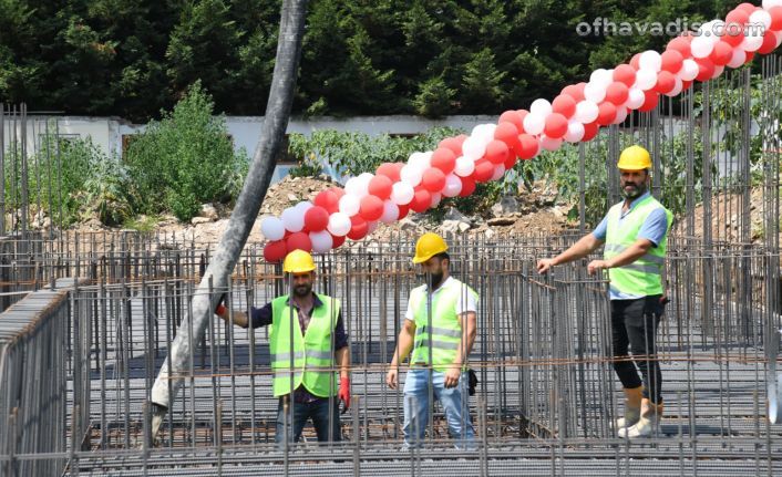 Yomra Vakfı Anadolu Lisesi’nin yapımına Büyükşehir’den destek