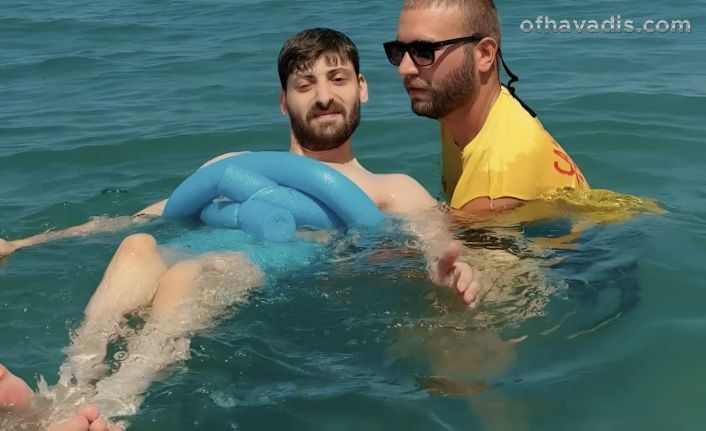 Büyükşehir’den engelsiz plaj hizmeti