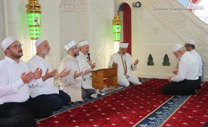 Erenköy Kız Kur’an Kursu’nda 16 hafız icazete aldı