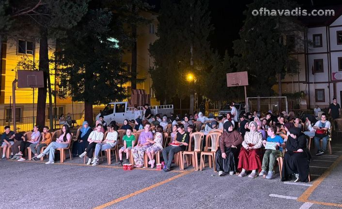 Öğretmen filmi çekildiği topraklarda büyük ilgi gördü