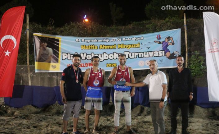 Ahmet Minguzzi Plaj Voleybolunun şampiyonu Vera gücü