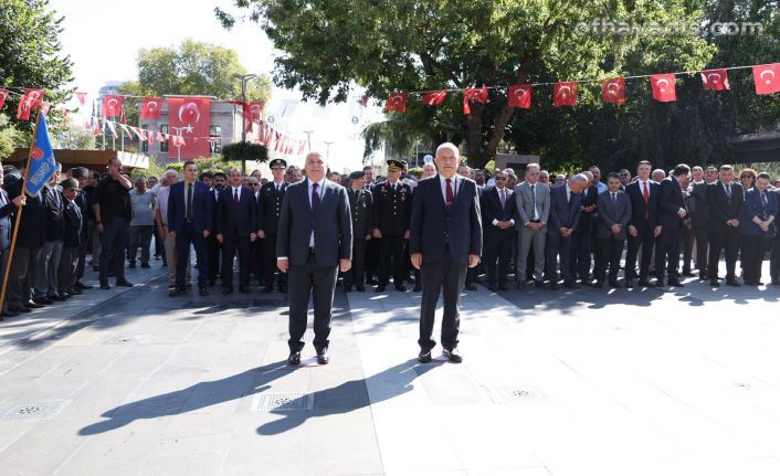 Atatürk’ün Trabzon’a gelişinin 101. yılı coşkuyla kutlandı