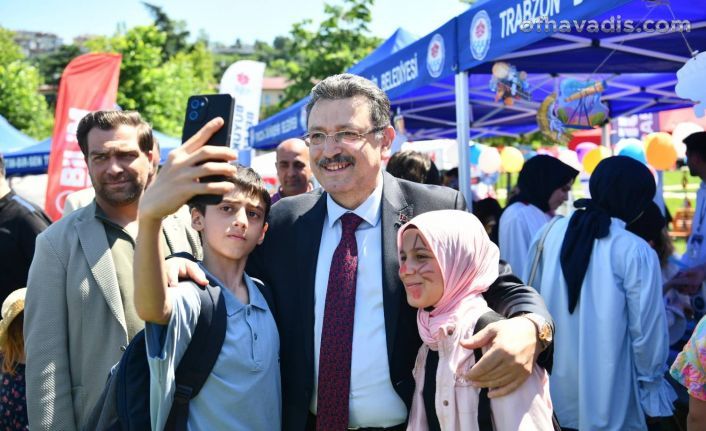 Büyükşehir'den 4 bin öğrenciye eğitim desteği