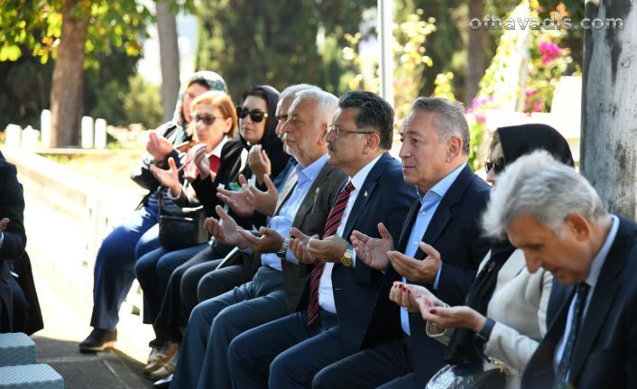 Karakullukçu mezarı başında dualarla anıldı