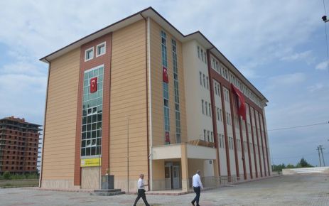 Of Anadolu Lisesi yeni binasına taşındı