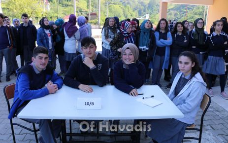 Of Anadolu Lisesinin Bilgi Şampiyonu 10/B Sınıfı 