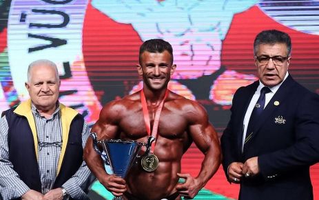 Oflu Cüneyt Şişman Türkiye Şampiyonu