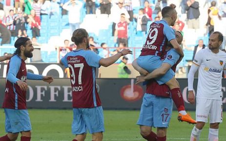 Trabzonspor Başkan Usta’yı 4-0’la uğurladı