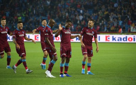 Trabzonspor Gaziantep’i farklı yendi, ikinciliğe yükseldi