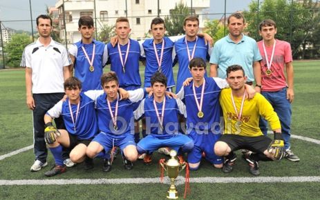 Ulusoy Lisesi Futbolda şampiyon