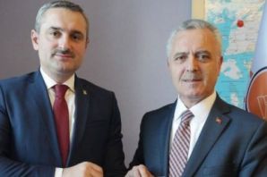 Ak Parti İstanbul İl Başkanlığına Oflu Şenocak ata