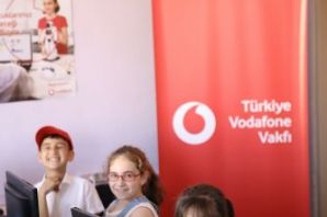 Vodafone’den Mardinli çocuklara kodlama eğitimi