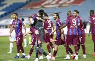 Trabzonspor Antalyaspor’u 2 golle geçti